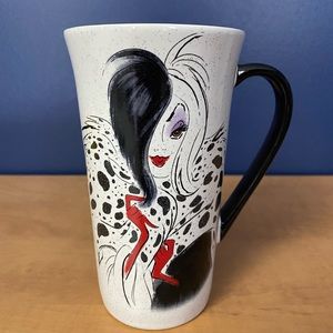 Disney artist mug - Cruella Deville